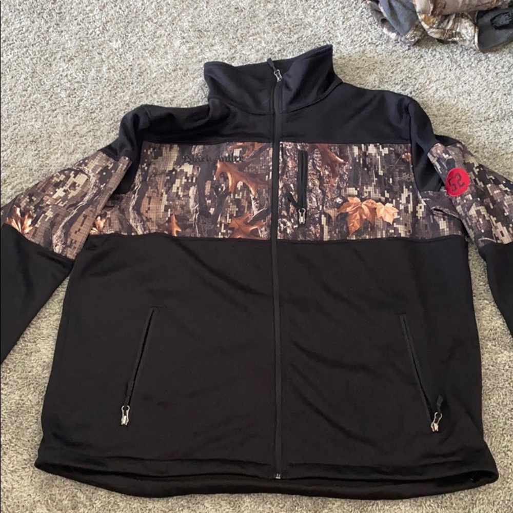 Men’s zip up jacket 2x camo and black
